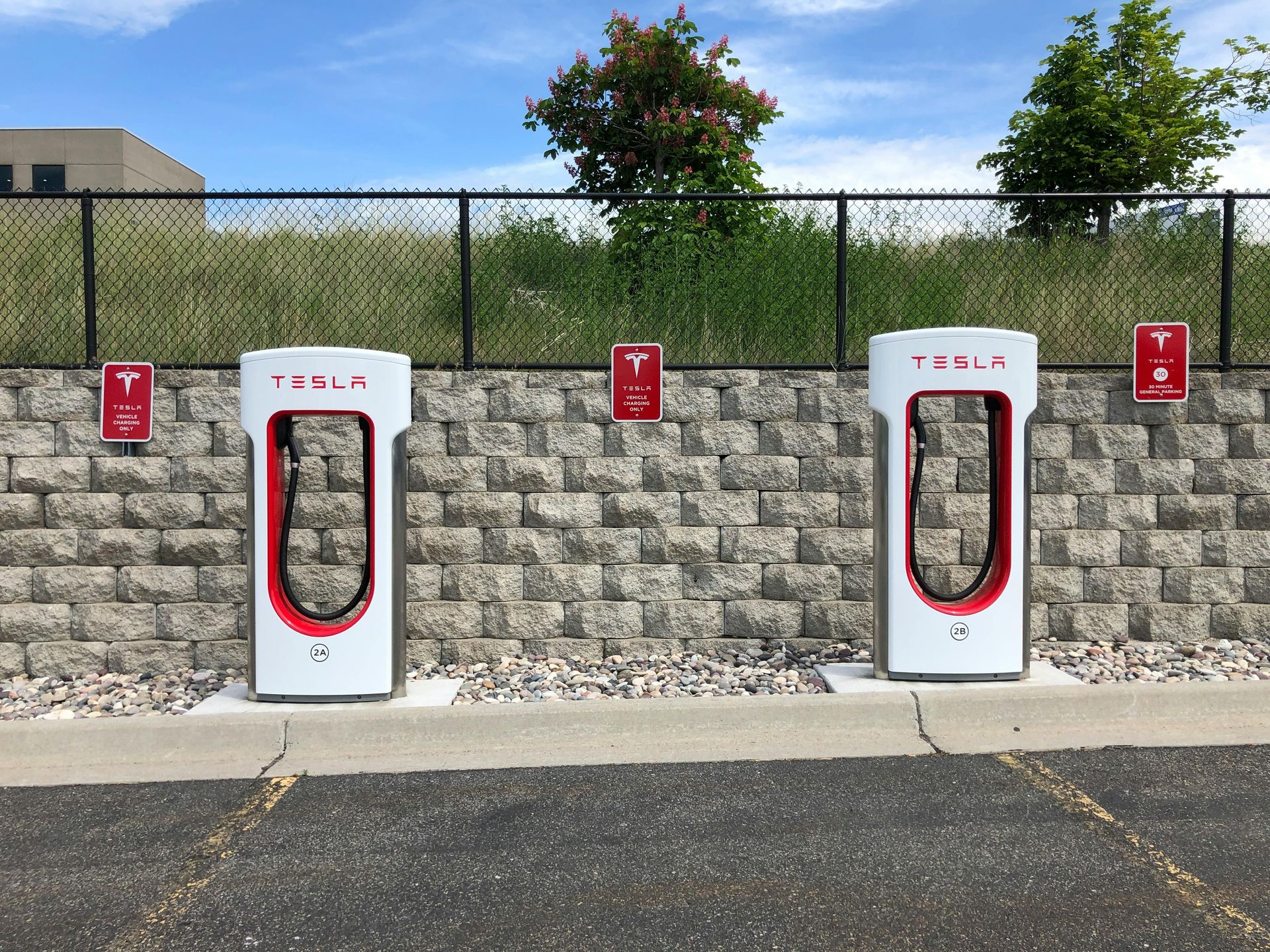 電動車友善社區｜電動車友善社區：苗栗小宅如何準備未來 10 年的充電需求？
